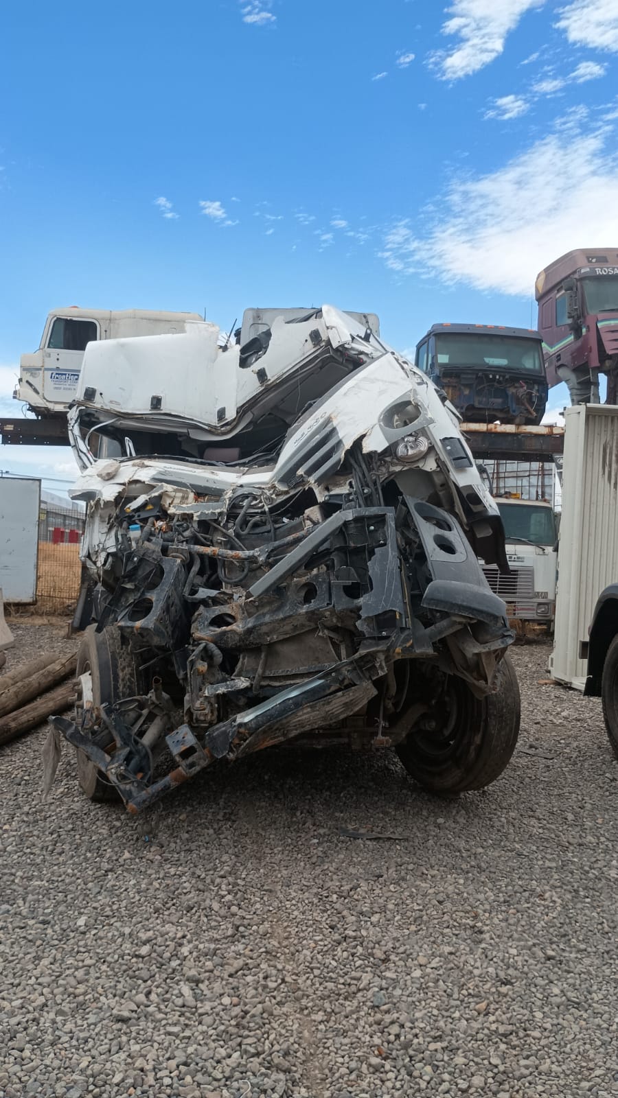  Volkswagen CONSTELLATION 25.360 HR  USADO